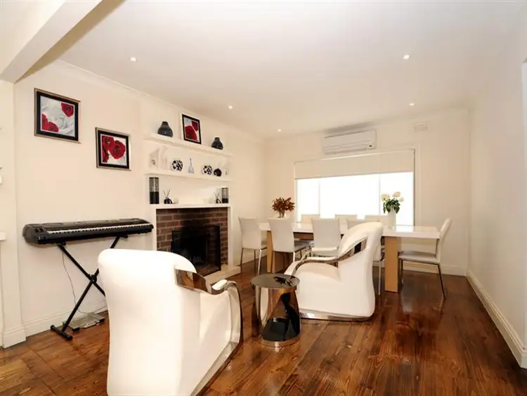 1/4 Breeze Street, Bonbeach VIC 3196