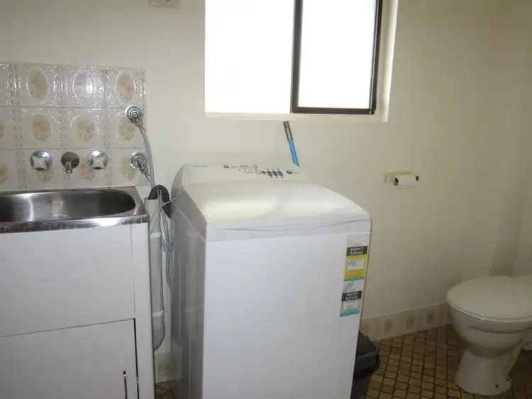 Seventh view of Homely apartment listing, 4/23 Stevens Street, Southport QLD 4215