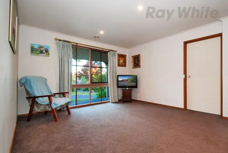 Seventh view of Homely house listing, 33 LEMONGROVE Crescent, Croydon Hills VIC 3136