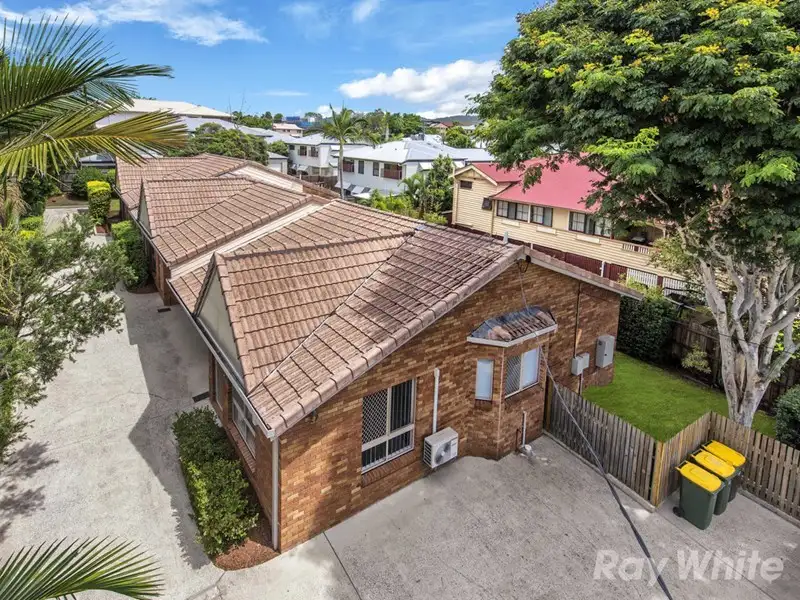 Main view of Homely block of units listing, 1-3 76 Glenalva Terrace, Enoggera QLD 4051