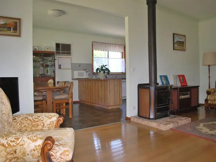 Second view of Homely house listing, 184 Myrtle Street, Myrtleford VIC 3737