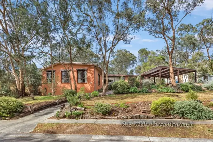 7 Pembroke Street, Greensborough VIC 3088