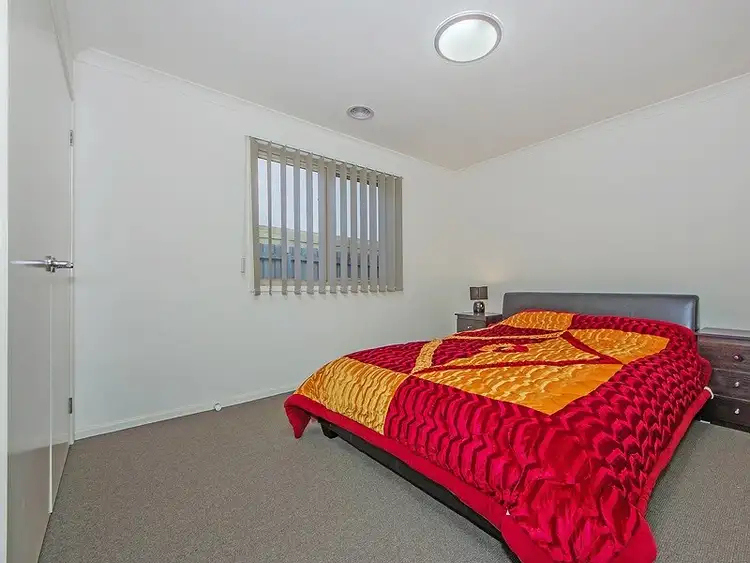 Fifth view of Homely house listing, 3 Swinburne Court, Truganina VIC 3029