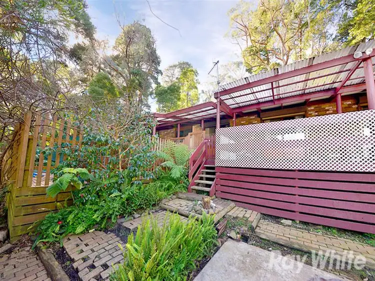 77 Hume Street, Upwey VIC 3158