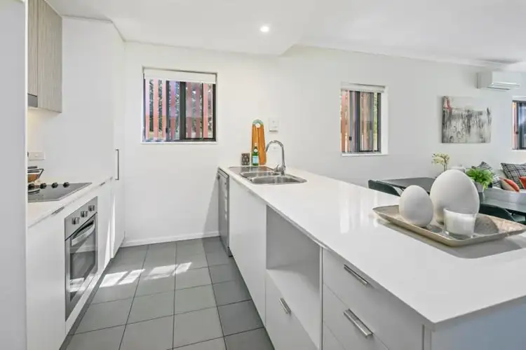 Third view of Homely unit listing, 18/66 Waldheim Street, Annerley QLD 4103