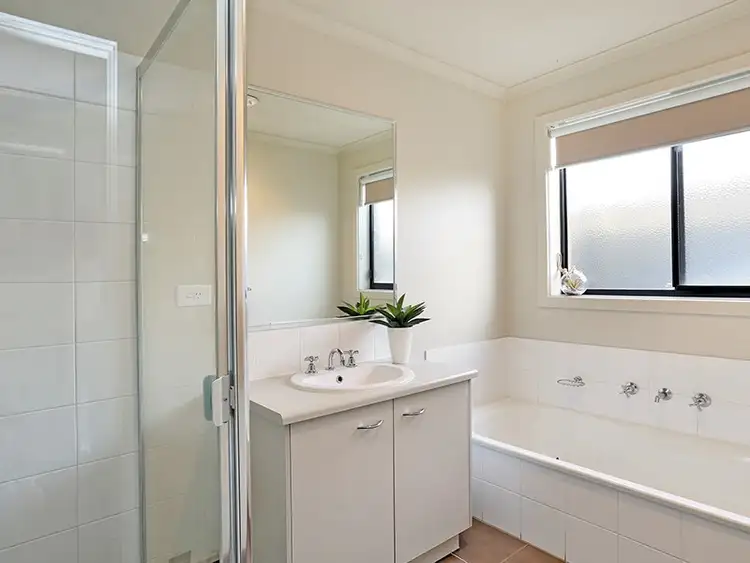 Seventh view of Homely house listing, 32 Nankeen Avenue, Lara VIC 3212