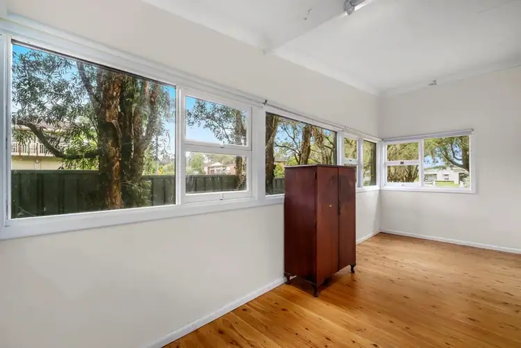 Seventh view of Homely house listing, 240 Lakedge Avenue, Berkeley Vale NSW 2261