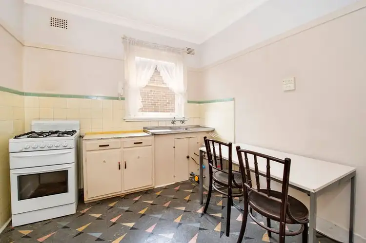 Fifth view of Homely apartment listing, 8/40 Curlewis Street, Bondi Beach NSW 2026