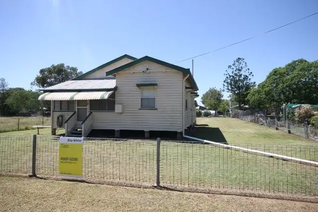 23 Garrow Street, Dalby QLD 4405