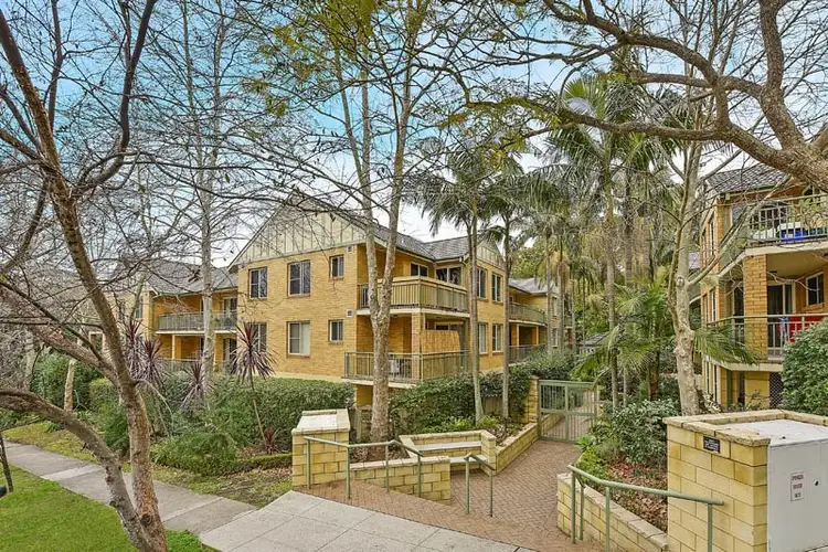 18/21 Water Street, Hornsby NSW 2077