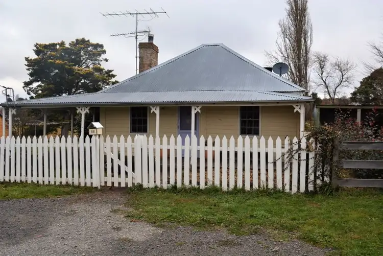 88 Bunnaby Street, Taralga NSW 2580