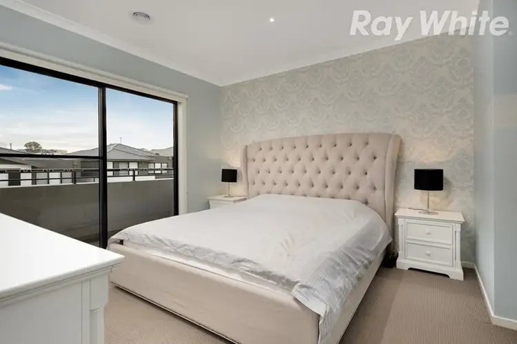 Seventh view of Homely townhouse listing, 33 Zara Close, Bundoora VIC 3083