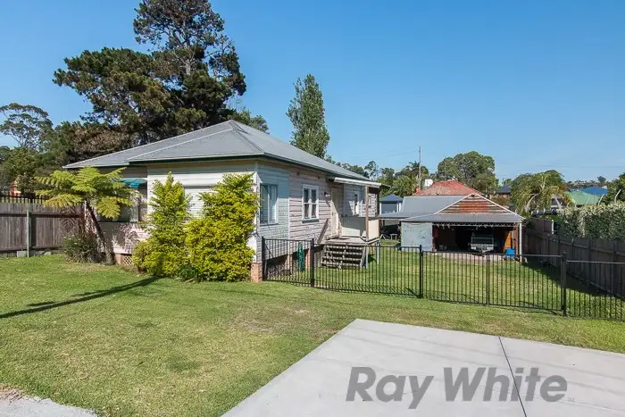 39 Fourth Street, Cardiff South NSW 2285