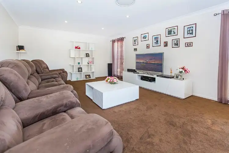 52 Trinity Crescent, Augustine Heights QLD 4300