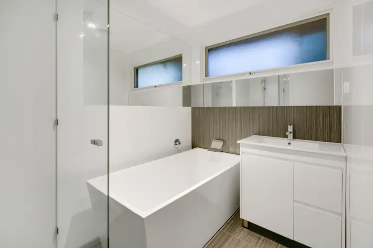 Sixth view of Homely unit listing, 1/2-4 Parer Street, Frankston VIC 3199