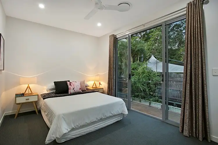 Seventh view of Homely townhouse listing, 2/30 Woodstock Avenue, Taringa QLD 4068