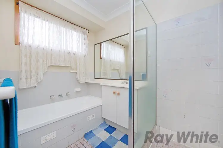 Seventh view of Homely house listing, 2 Kate Close, Lake Haven NSW 2263