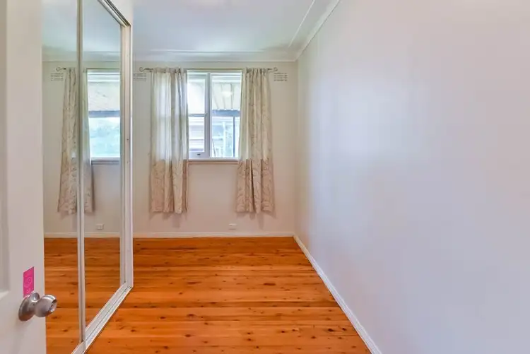 Fifth view of Homely house listing, 115 Parliament Road, Macquarie Fields NSW 2564