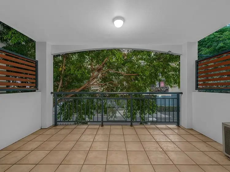 Main view of Homely apartment listing, 4/71 Birley Street, Spring Hill QLD 4000