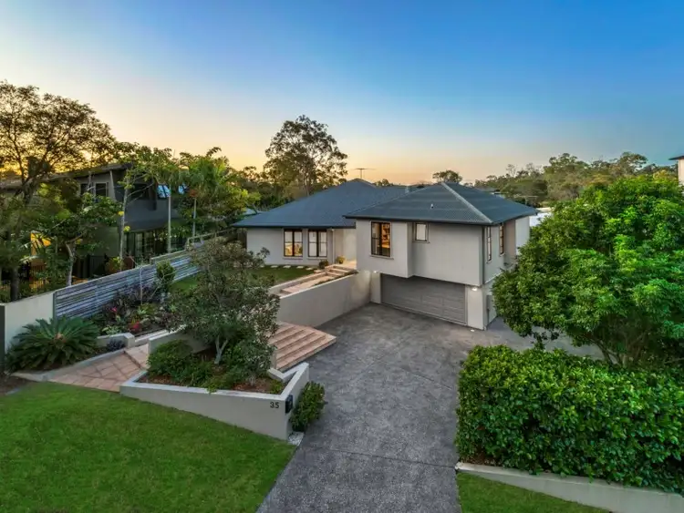 35 Laurina Crescent, Mcdowall QLD 4053