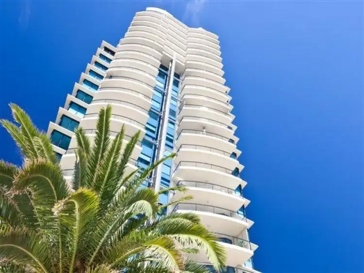 6/11 Peak Avenue, Main Beach QLD 4217