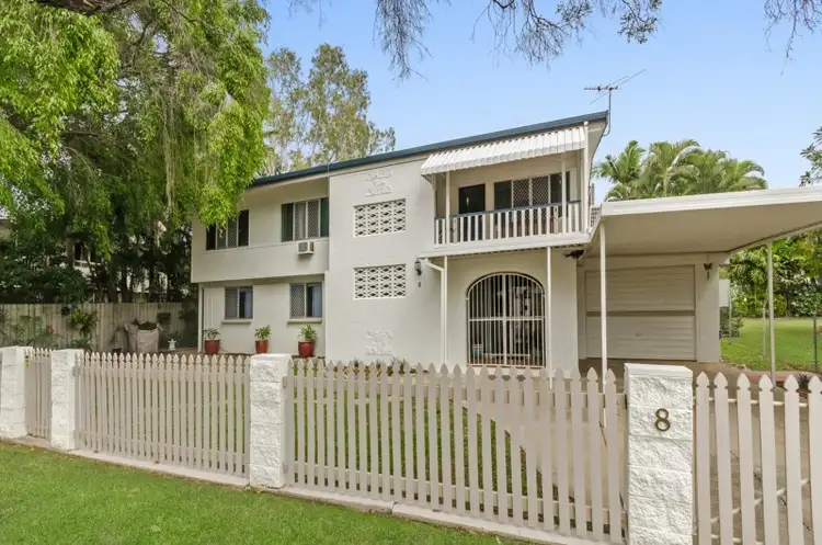 8 Keesing Road, Douglas QLD 4814