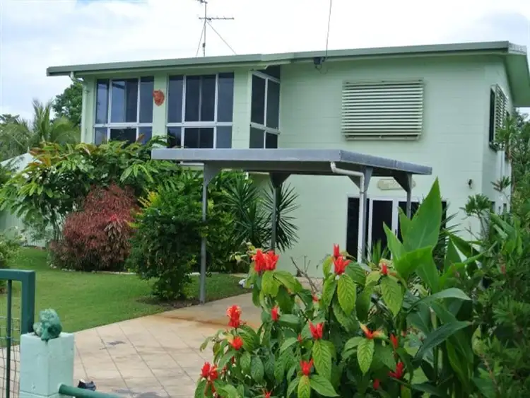 25 Holland Street, Wongaling Beach QLD 4852