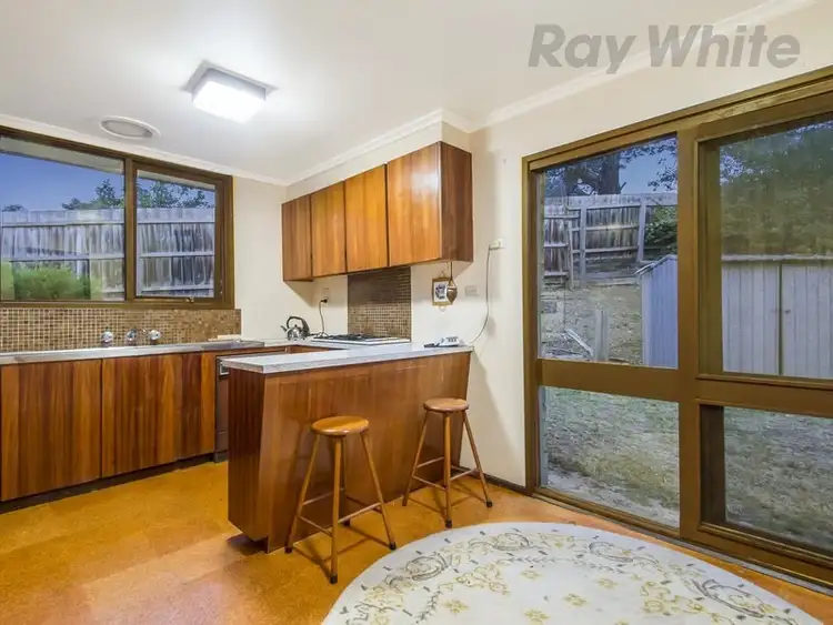 Second view of Homely house listing, 3 Stanford Court, Frankston VIC 3199