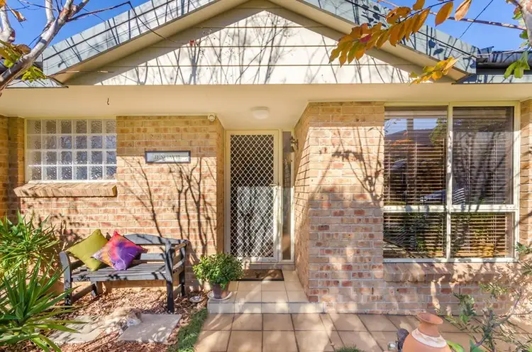 1/2 Station Street, Thirroul NSW 2515