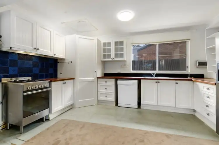 5 Renwick Drive, Mittagong NSW 2575