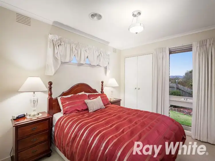 Sixth view of Homely house listing, 5 Settlers Court, Vermont South VIC 3133