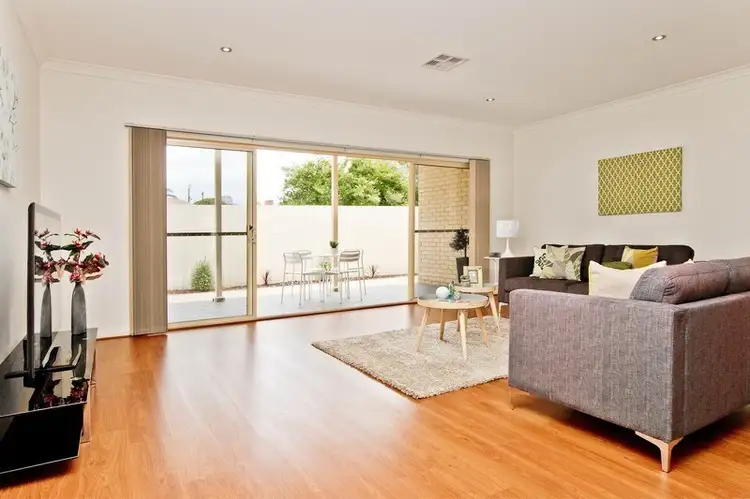 22A Russ Avenue, Seaton SA 5023
