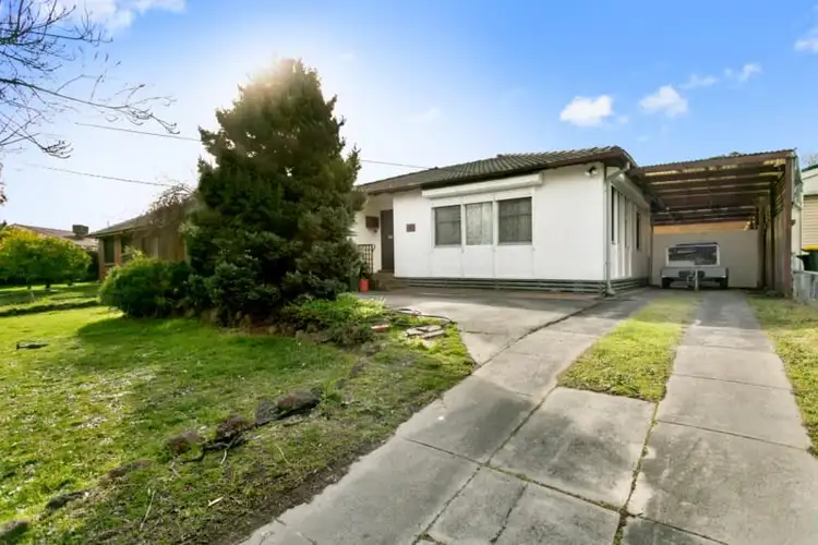 27 Coolgardie Street, Frankston North VIC 3200