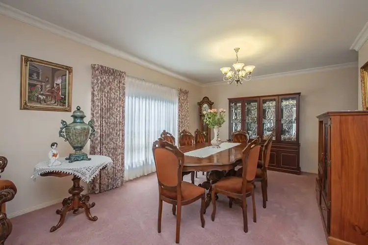 Fifth view of Homely house listing, 6 Iluka Court, Bundoora VIC 3083