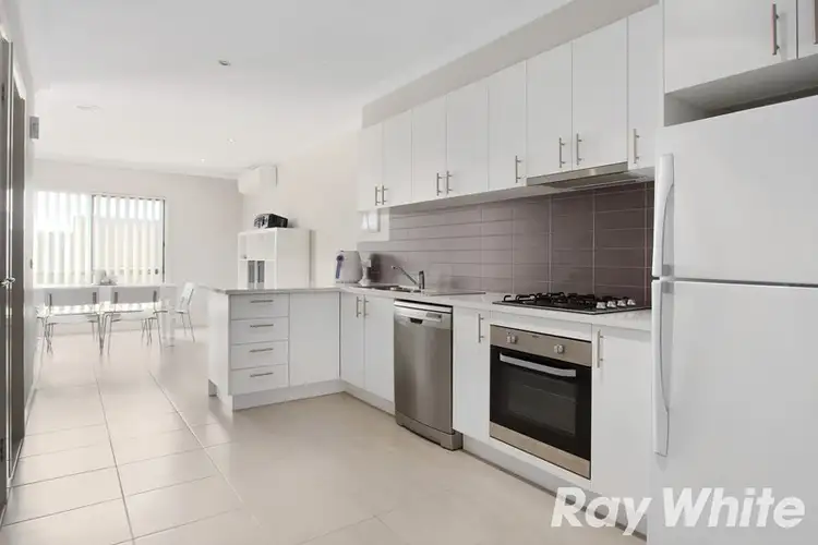 3/180 Henry Road, Pakenham VIC 3810