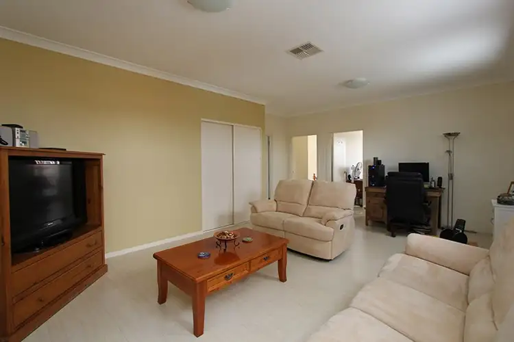 Fifth view of Homely house listing, 4 Cosmos Place, Hamlyn Terrace NSW 2259
