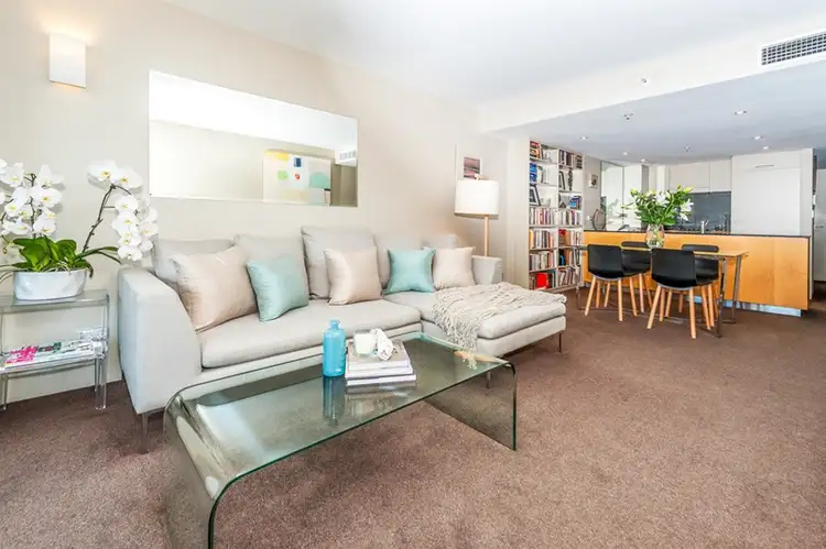 C713/2A Elizabeth Bay Road, Elizabeth Bay NSW 2011