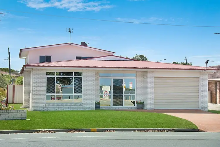 135 Golden Beach Esplanade, Golden Beach QLD 4551