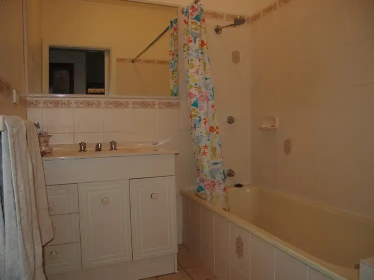 Sixth view of Homely house listing, 4 Reid Street, Parkes NSW 2870