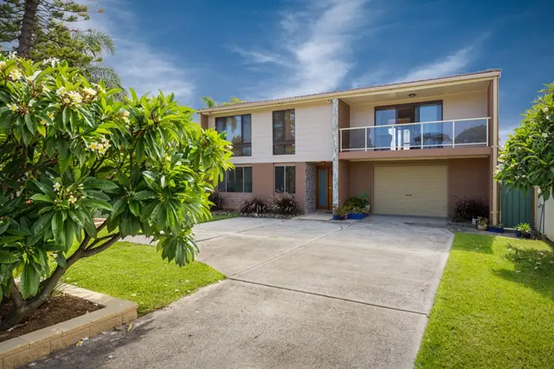 Main view of Homely house listing, 62 Windang Road, Primbee NSW 2502