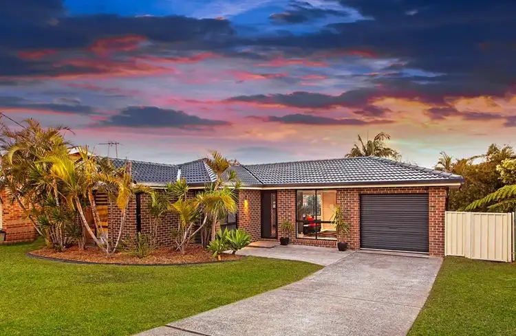 Second view of Homely house listing, 15 Scarborough Place, Bateau Bay NSW 2261