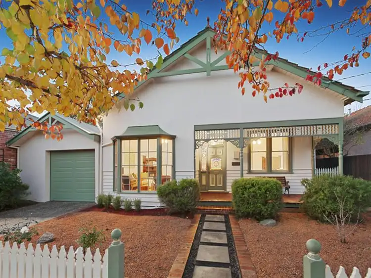 4 McPherson Avenue, Carnegie VIC 3163