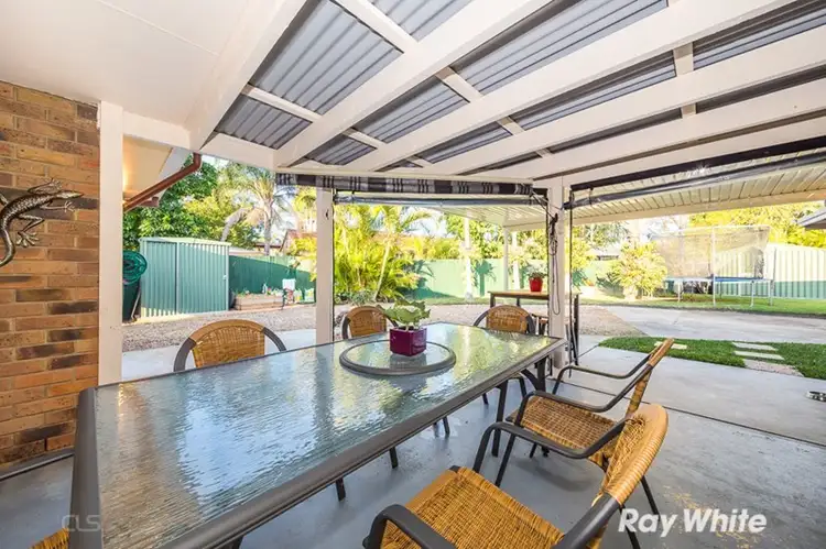 44 Lachlan Crescent, Sandstone Point QLD 4511