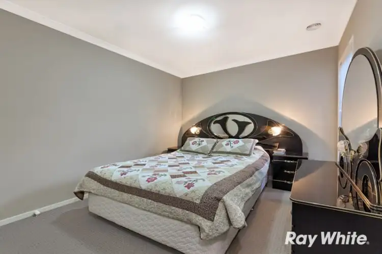 Fifth view of Homely house listing, 16 HOLLY GREEN Circuit, Truganina VIC 3029