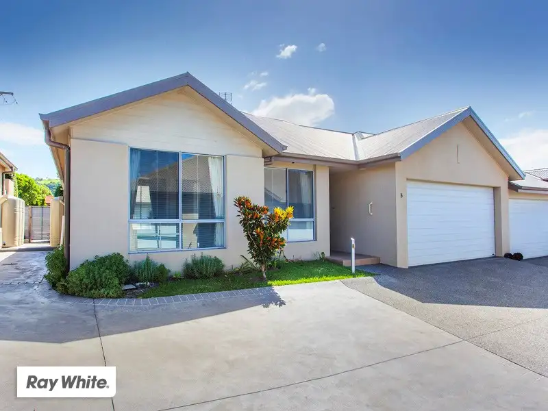 Main view of Homely villa listing, 5/78-80 South Kiama Drive, Kiama NSW 2533