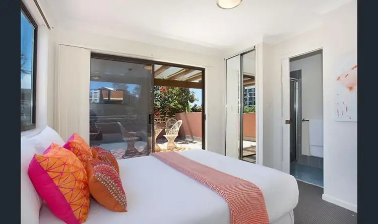 Fourth view of Homely unit listing, 6/173 Surf Parade, Broadbeach QLD 4218