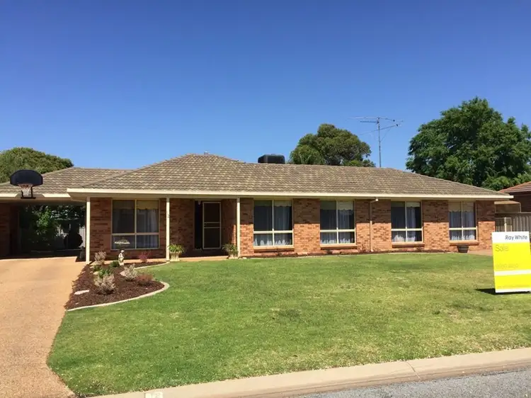 12 Kiesling Drive, Narrandera NSW 2700