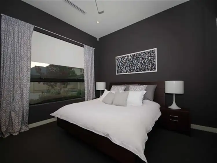 Sixth view of Homely house listing, 20 The Embankment, South Guildford WA 6055