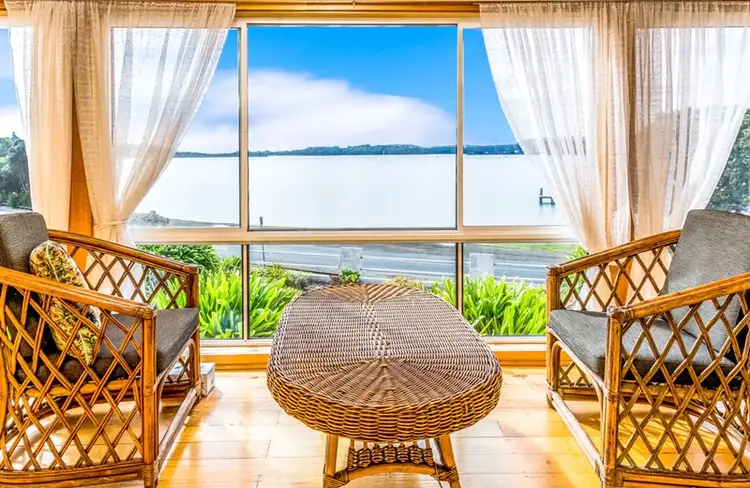 215 Flinders Street, Beauty Point TAS 7270