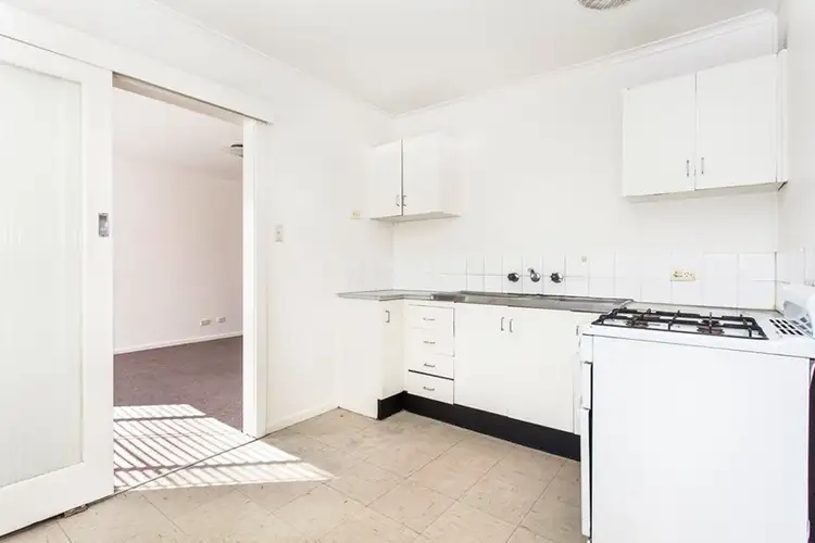 8/105 Atherton Road, Oakleigh VIC 3166